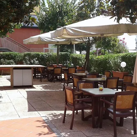 Hotel Selice Romagna 3*